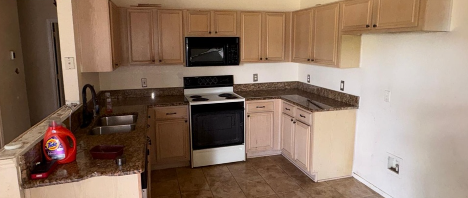 Crimnson Ct kitchen before